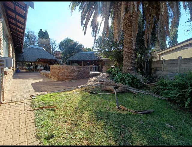 3 BEDROOM HOUSE FOR SALE IN VANDERBIJLPARK SE 4